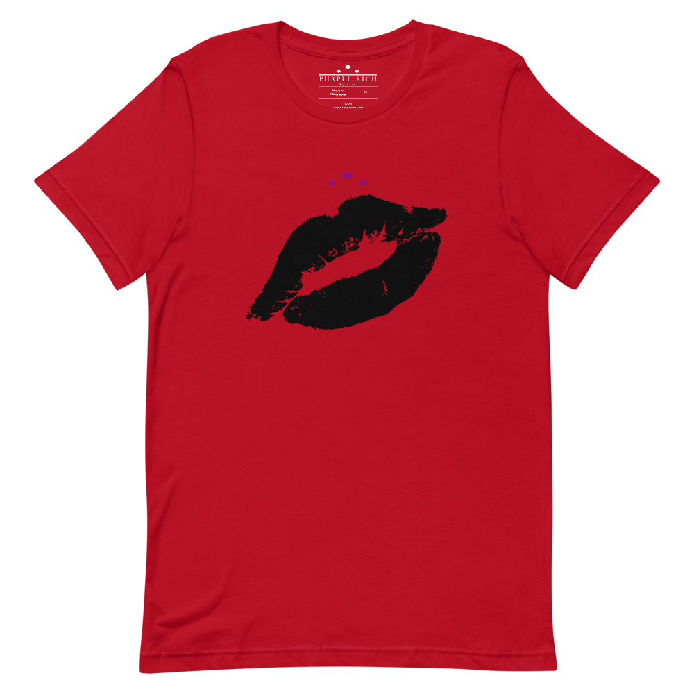 Kiss Me | Black On Red