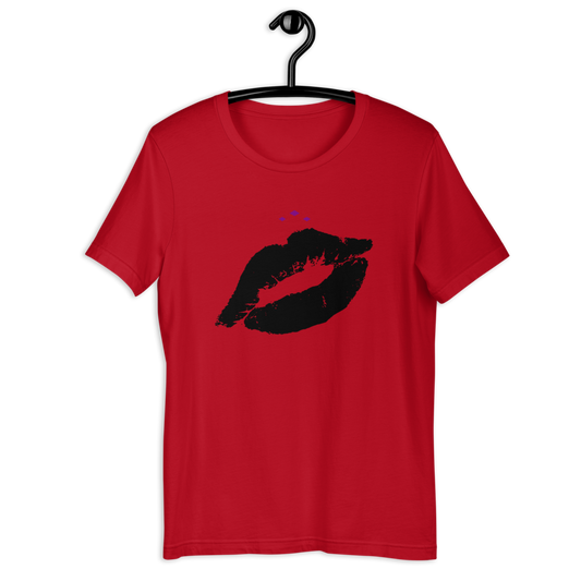 Kiss Me | Black On Red