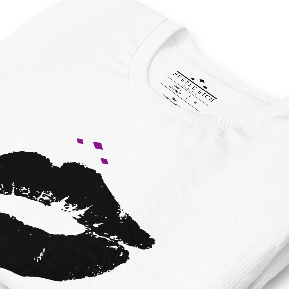 Kiss Me | Black On White